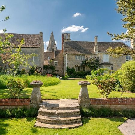 Вилла The Stables Kings Cliffe Экстерьер фото